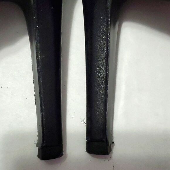 Tommy Hilfiger Arianna Color Block Classic Modest Heels - Picture 8 of 14